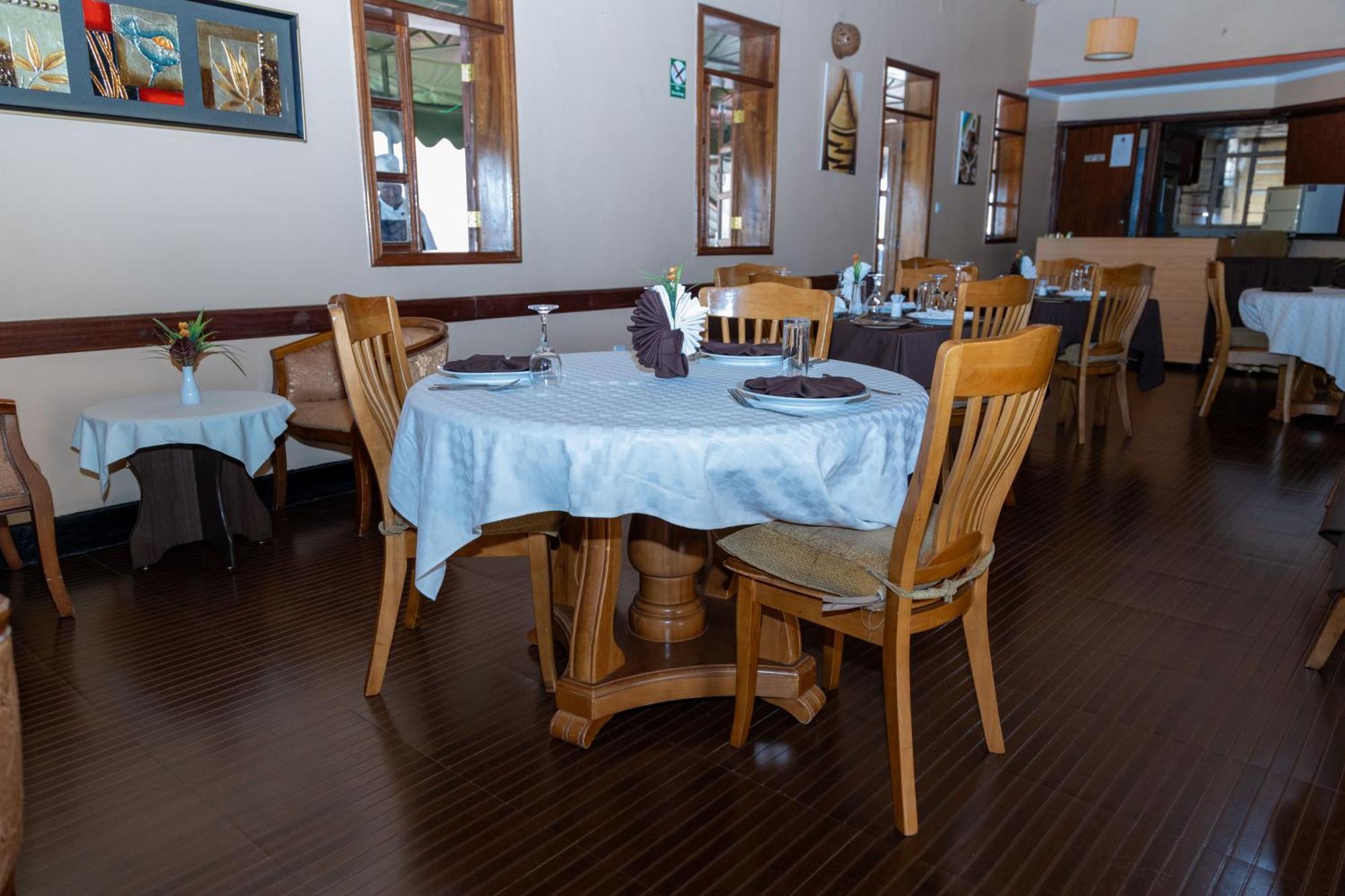 كيغالي The Country Inn By Smart Haven المظهر الخارجي الصورة